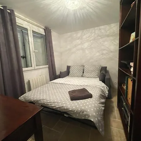 Bas De Chez Marta Apartment Antibes